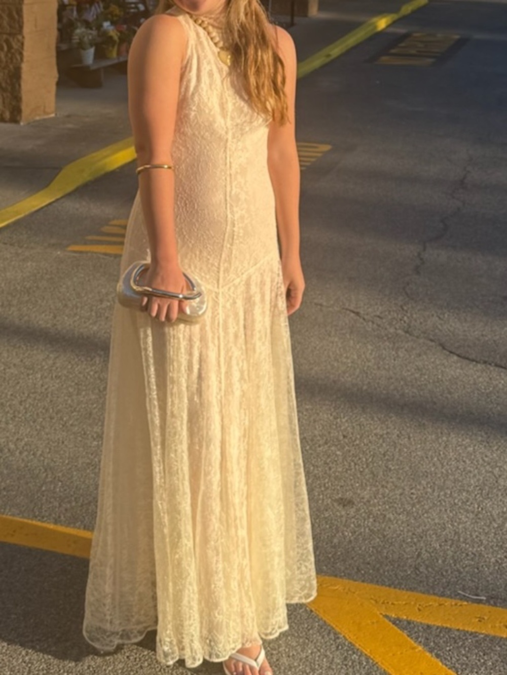 De La Vali Foehn Maxi Dress in Cream Lace - Picture 4 of 5